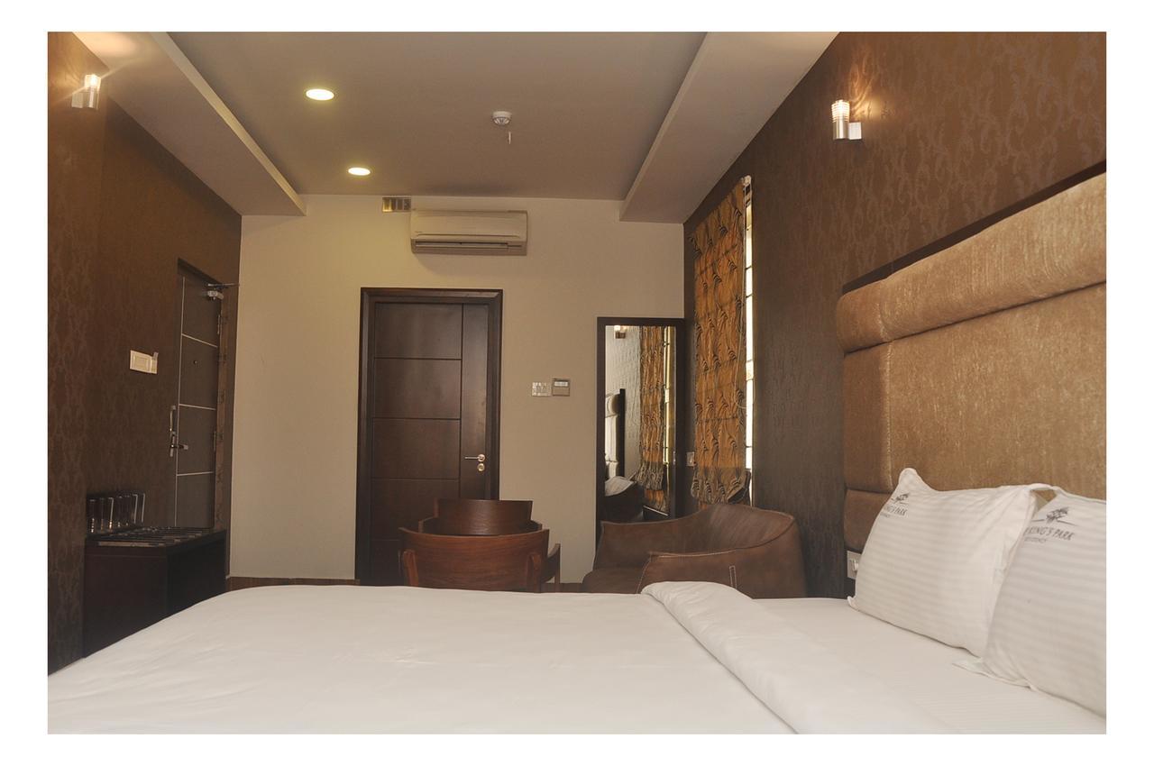 The Kings Park Residency Chennai Exterior foto